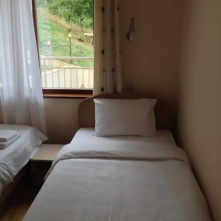 Mala Planina Iskrets